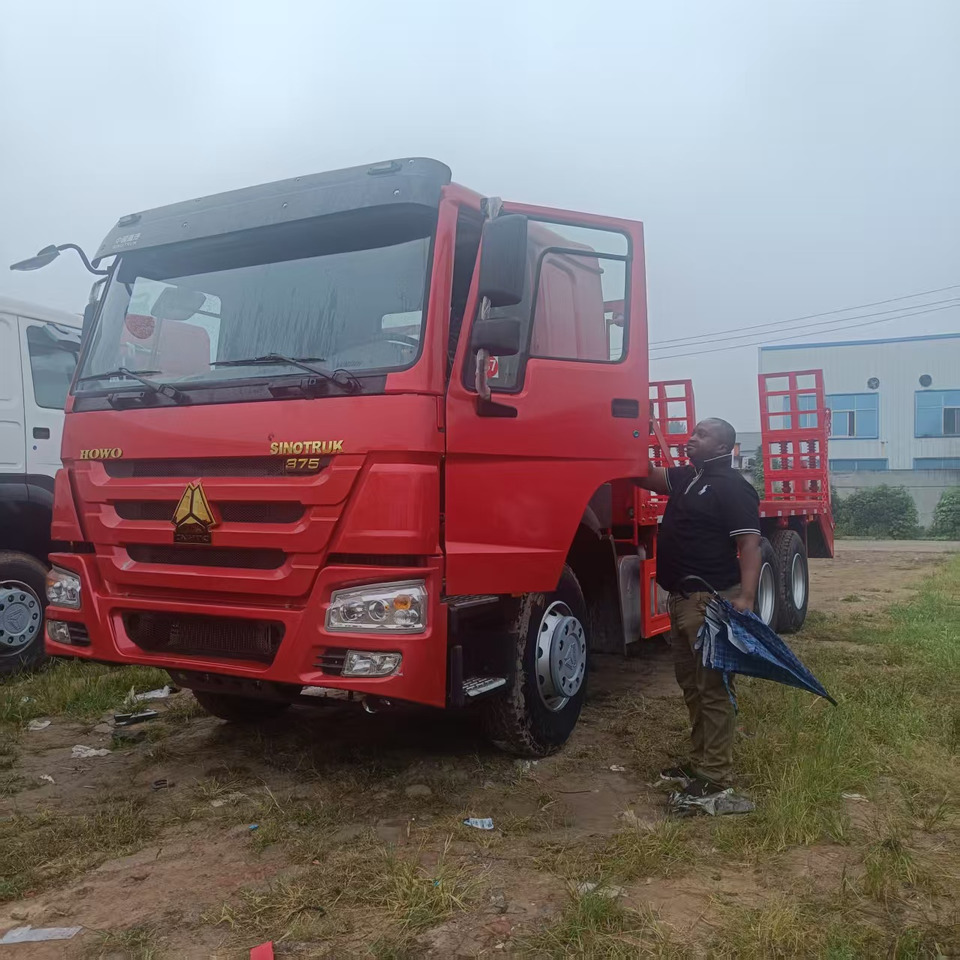 SINOTRUK HOWO - Cabeza tractora: foto 1 SINOTRUK HOWO - Cabeza tractora: foto 1