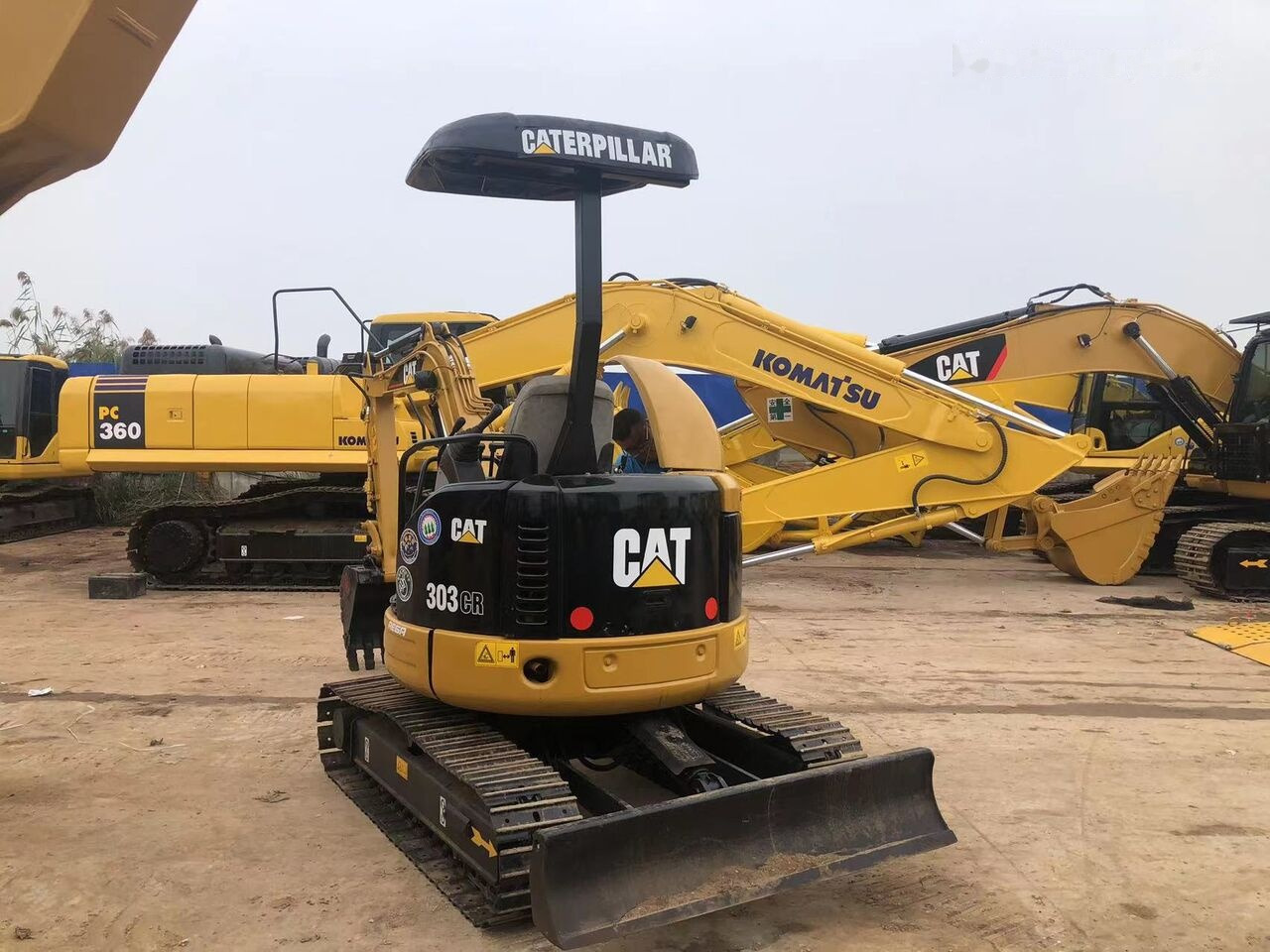 Caterpillar 303CR - Miniexcavadora: foto 5 Caterpillar 303CR - Miniexcavadora: foto 5