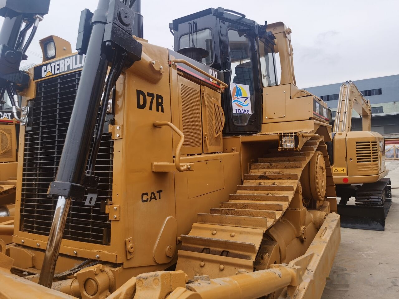 Arrendamiento de Caterpillar D7R Caterpillar D7R: foto 9