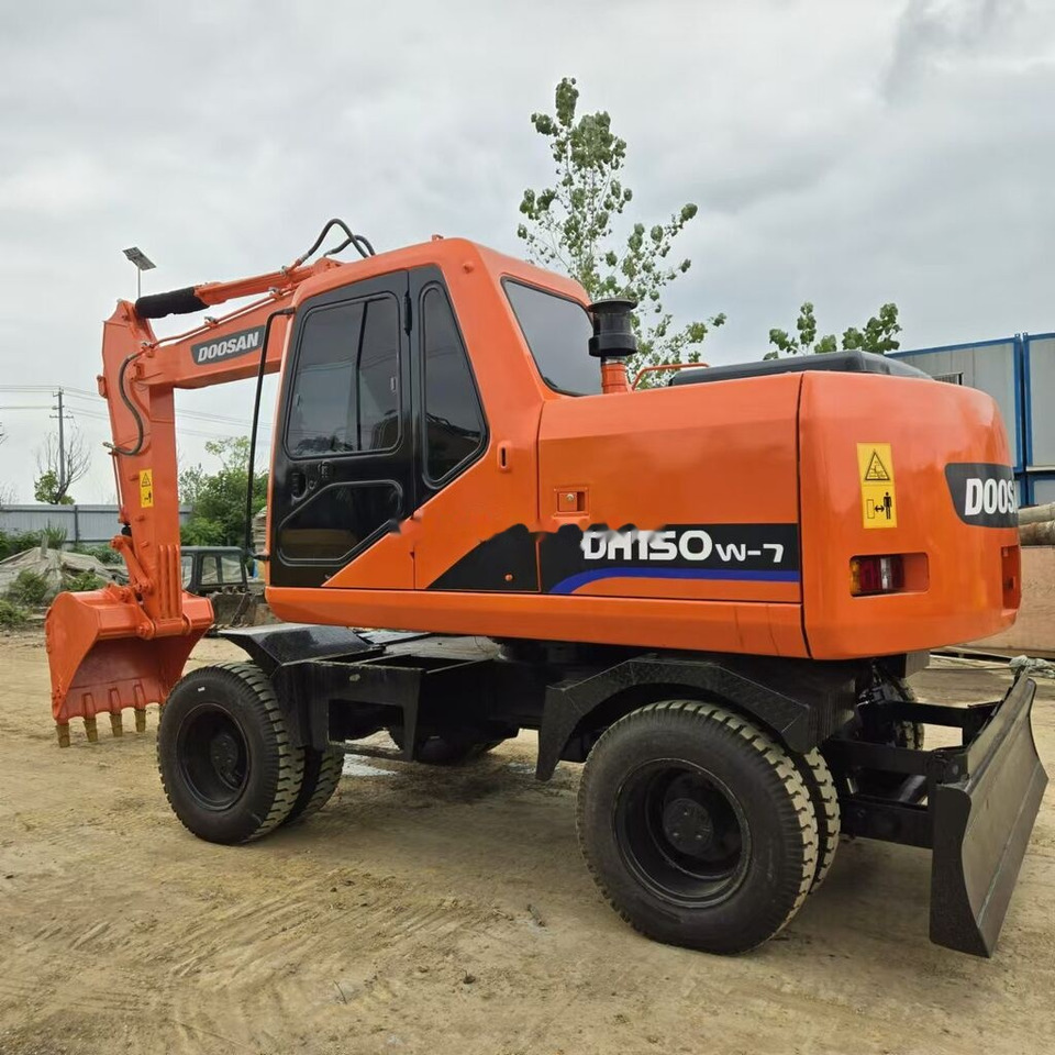 Doosan DH150W - Excavadora de ruedas: foto 2 Doosan DH150W - Excavadora de ruedas: foto 2