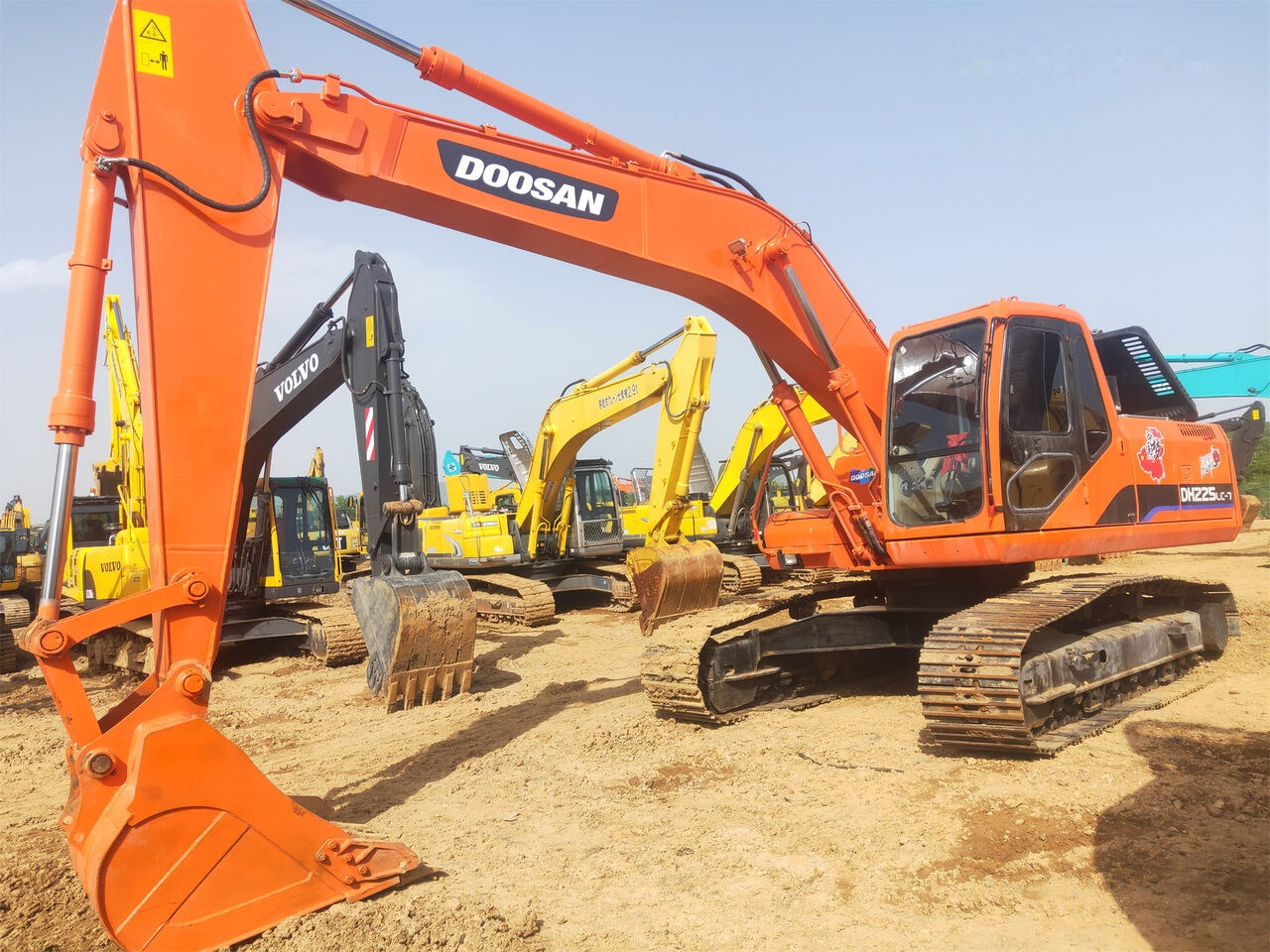 Doosan DH225LC-7 - Excavadora de cadenas: foto 3 Doosan DH225LC-7 - Excavadora de cadenas: foto 3