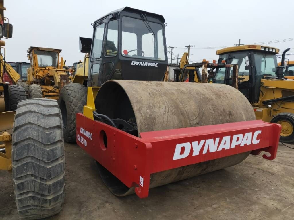Dynapac CA251D - Compactador: foto 2 Dynapac CA251D - Compactador: foto 2