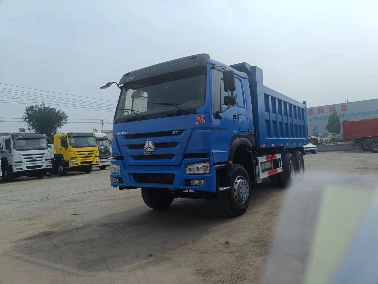 Howo 371 - Camión volquete: foto 5 Howo 371 - Camión volquete: foto 5