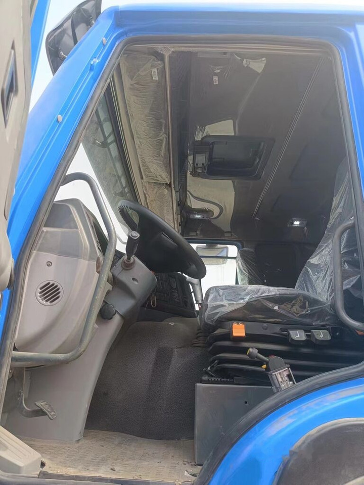 Howo 371 - Camión volquete: foto 3 Howo 371 - Camión volquete: foto 3