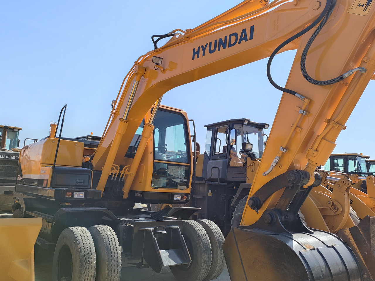 Excavadora de ruedas Hyundai R150W-9: foto 6 Excavadora de ruedas Hyundai R150W-9: foto 6