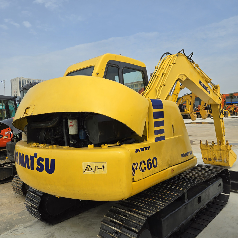 KOMATSU PC60 - Miniexcavadora: foto 1 KOMATSU PC60 - Miniexcavadora: foto 1