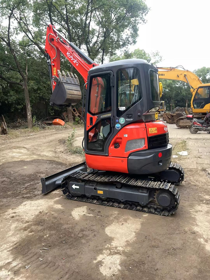 KUBOTA U35 - Miniexcavadora: foto 1 KUBOTA U35 - Miniexcavadora: foto 1