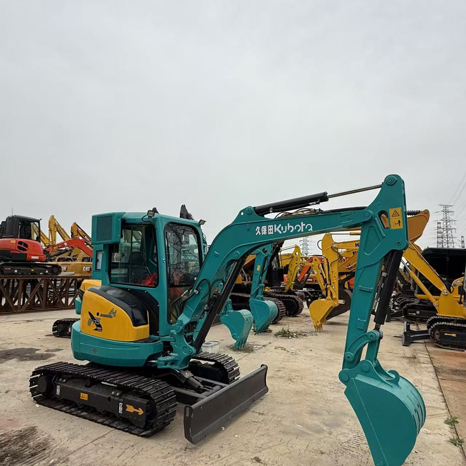 KUBOTA U35 - Miniexcavadora: foto 1 KUBOTA U35 - Miniexcavadora: foto 1