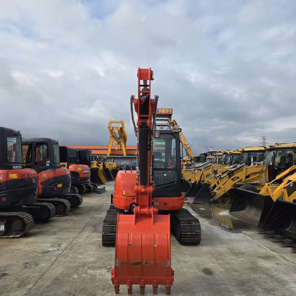 KUBOTA U55 - Miniexcavadora: foto 5 KUBOTA U55 - Miniexcavadora: foto 5