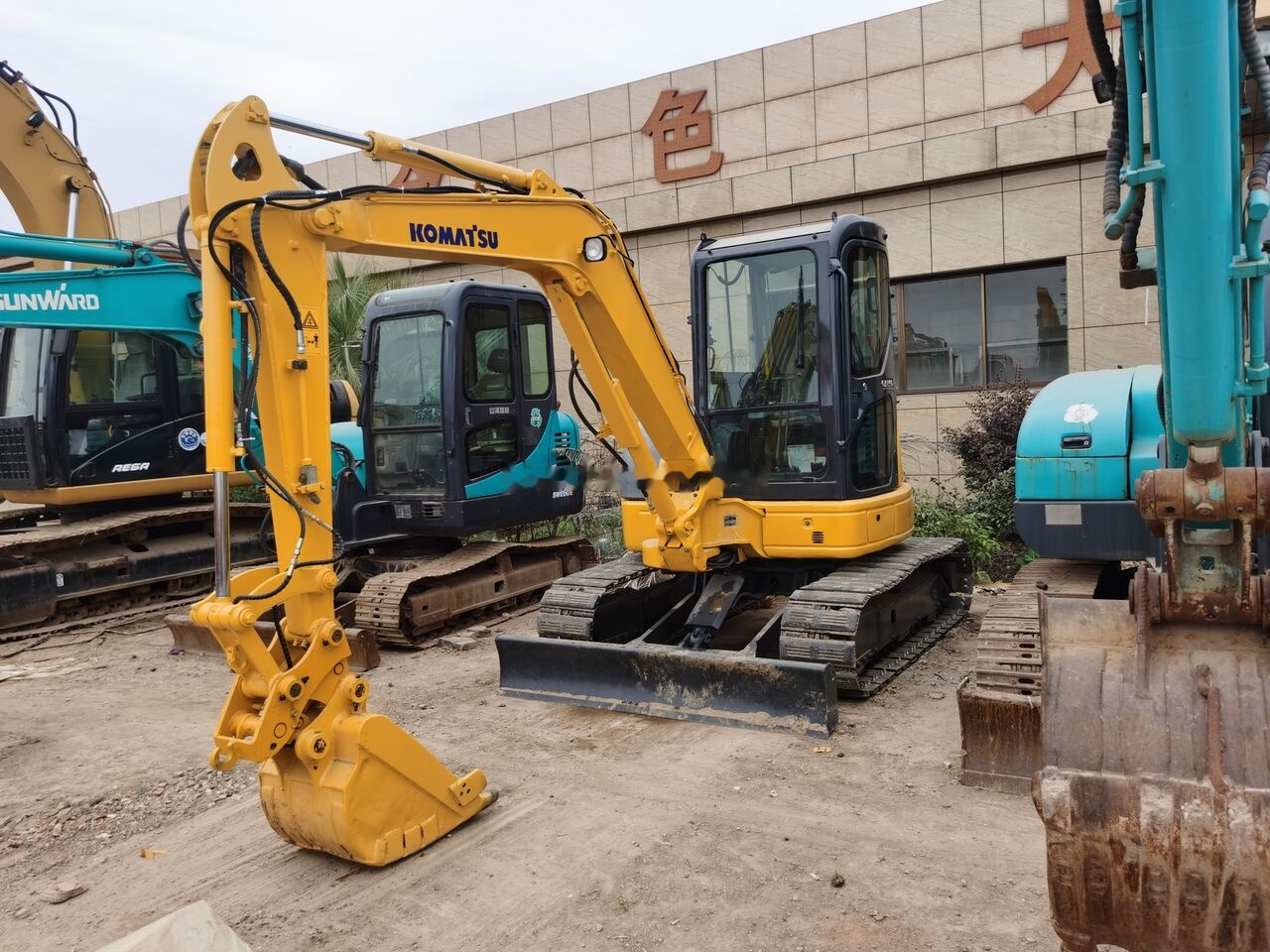 Komatsu PC40 - Miniexcavadora: foto 4 Komatsu PC40 - Miniexcavadora: foto 4