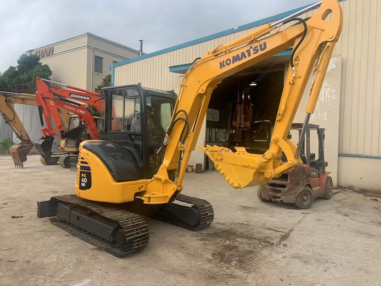 Miniexcavadora Komatsu PC40MR: foto 6