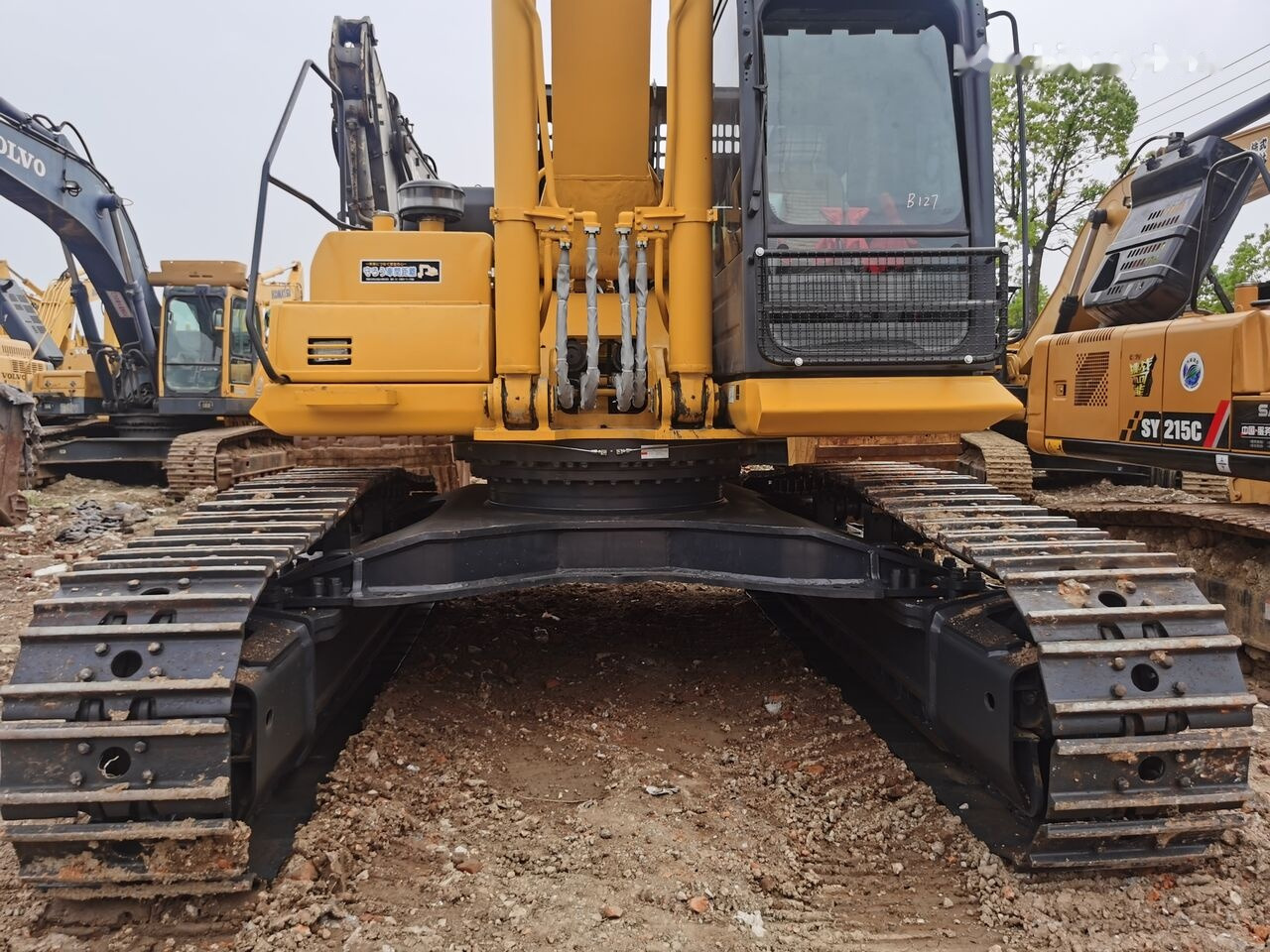Komatsu PC450-8 - Excavadora de cadenas: foto 1 Komatsu PC450-8 - Excavadora de cadenas: foto 1