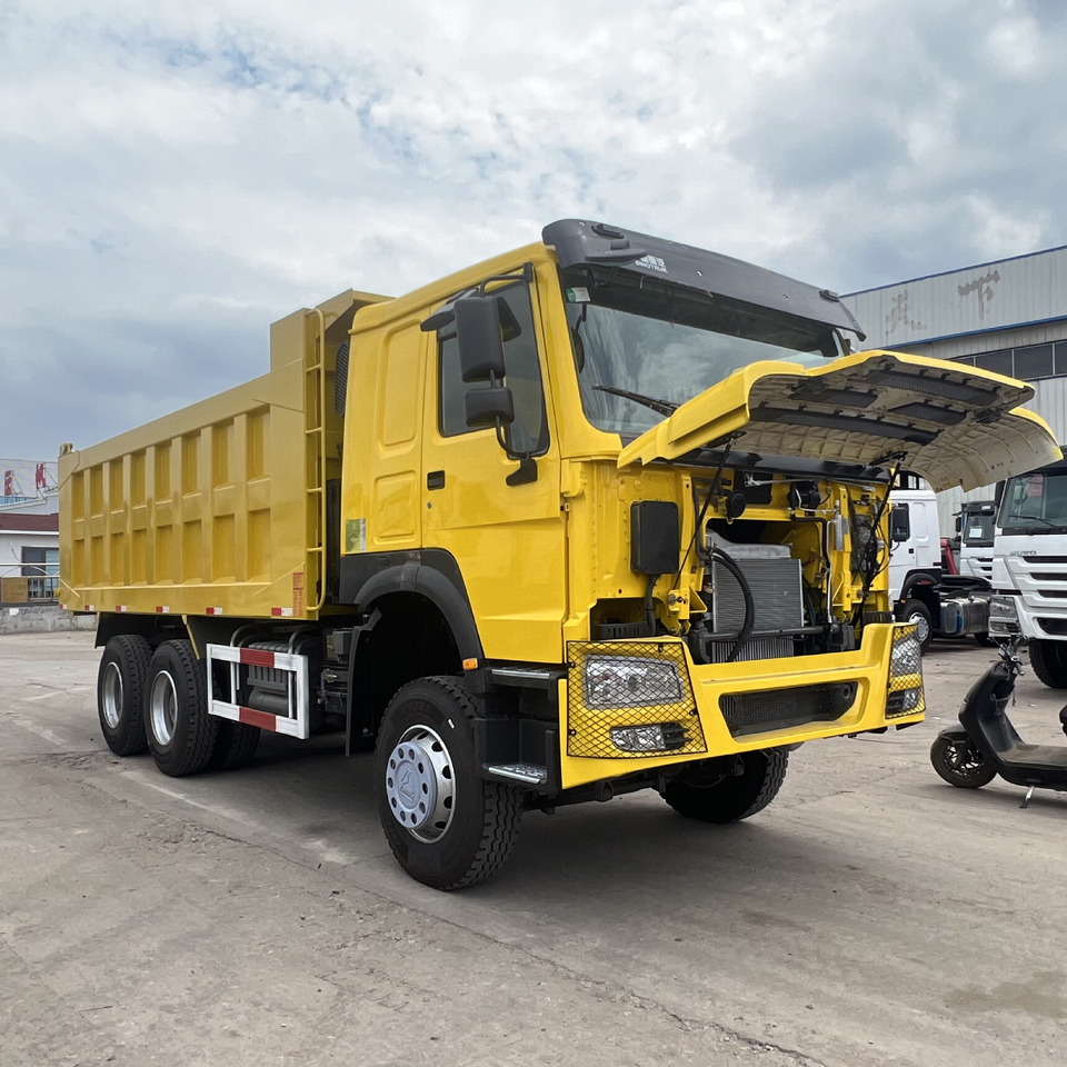 SINOTRUK HOWO 6x4 - Camión volquete: foto 2 SINOTRUK HOWO 6x4 - Camión volquete: foto 2