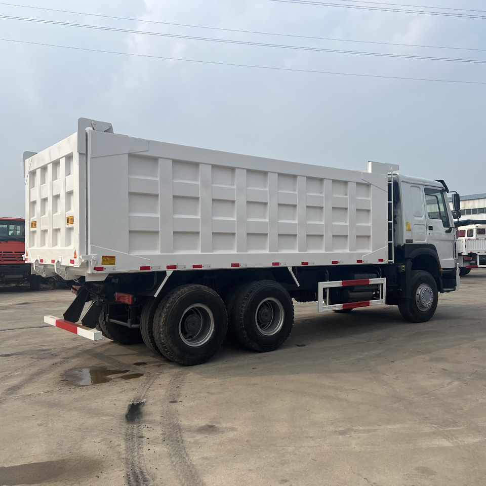 SINOTRUK HOWO - Camión volquete: foto 4 SINOTRUK HOWO - Camión volquete: foto 4