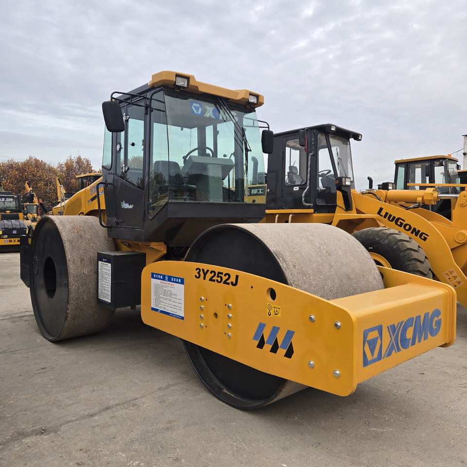 XCMG 3Y252J - Apisonadora de asfalto: foto 3 XCMG 3Y252J - Apisonadora de asfalto: foto 3