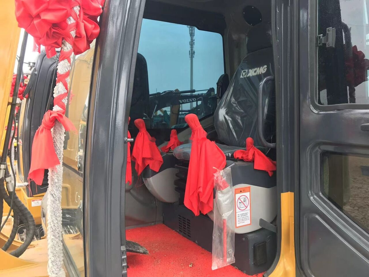 XCMG XE60DA - Miniexcavadora: foto 4 XCMG XE60DA - Miniexcavadora: foto 4