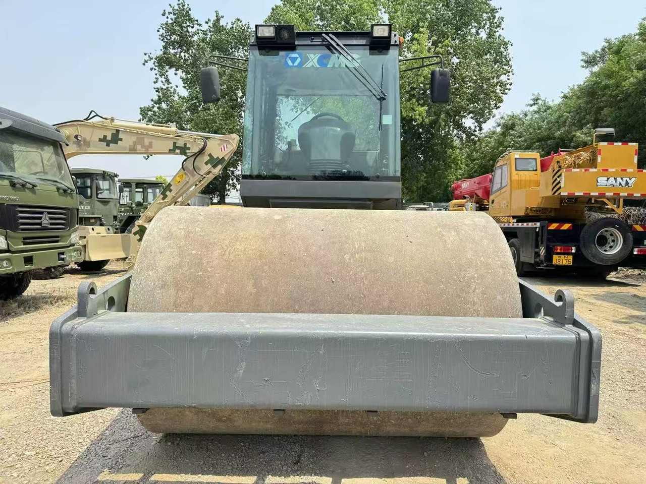 XCMG XS142J - Apisonadora de asfalto: foto 4 XCMG XS142J - Apisonadora de asfalto: foto 4