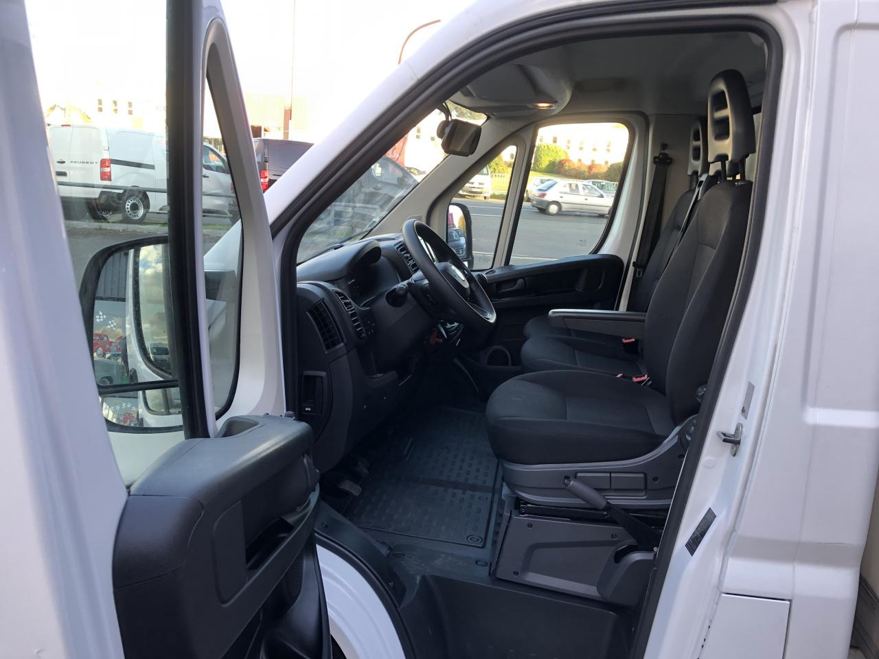 Furgoneta caja cerrada FIAT DUCATO 3T5 CAISSE + HAYON 2.3 MJT 140CH: foto 6