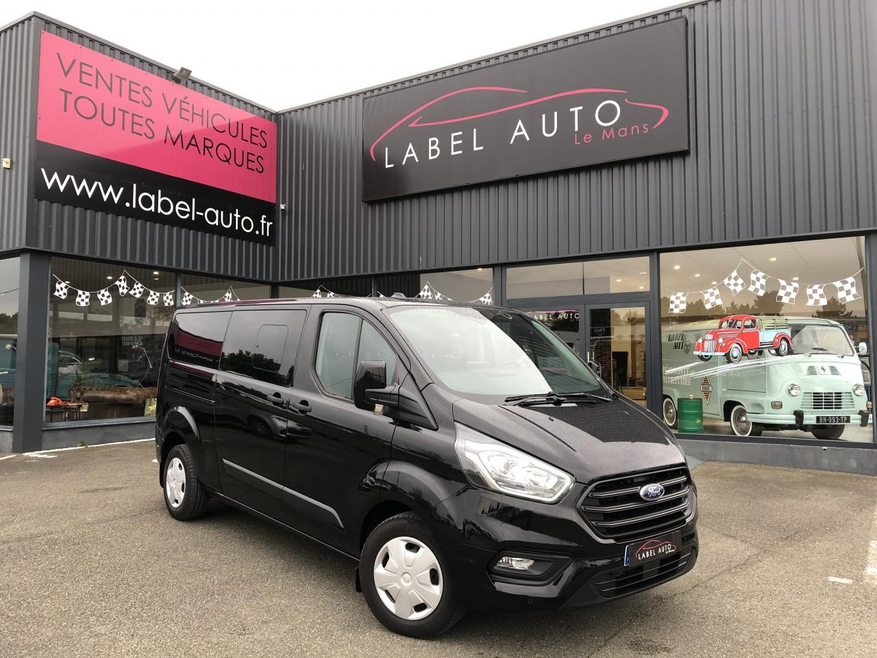FORD transit custom kombi Transit Custom 2.0 EcoBlue 130 ch BVA S&S combi 9 places 320 L2H1 Trend Business - Furgoneta de pasajeros: foto 5 FORD transit custom kombi Transit Custom 2.0 EcoBlue 130 ch BVA S&S combi 9 places 320 L2H1 Trend Business - Furgoneta de pasajeros: foto 5