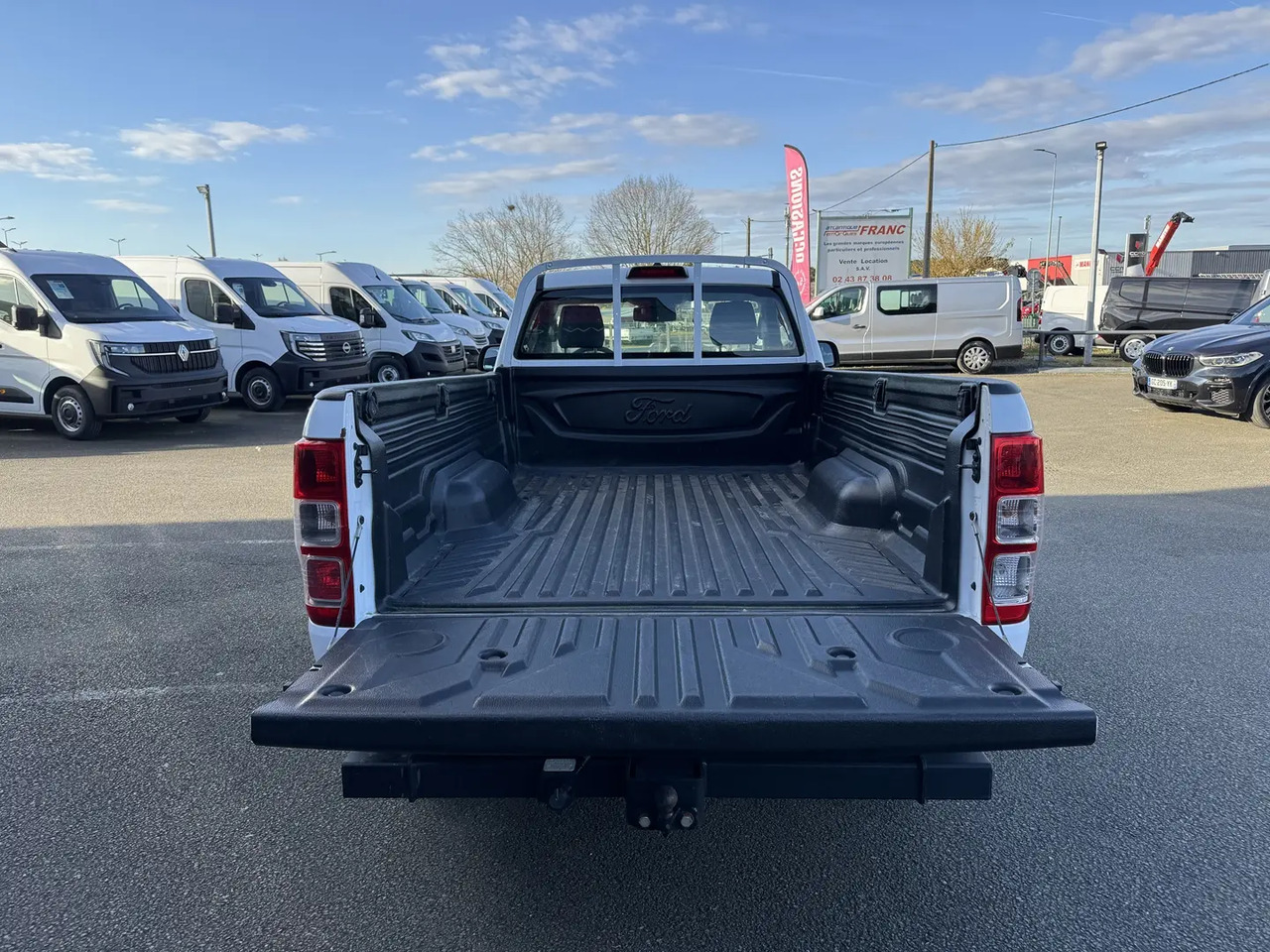 Ford Ranger 2.0 TDCI 170CH SIMPLE CABINE XL - Pick-up: foto 2 Ford Ranger 2.0 TDCI 170CH SIMPLE CABINE XL - Pick-up: foto 2
