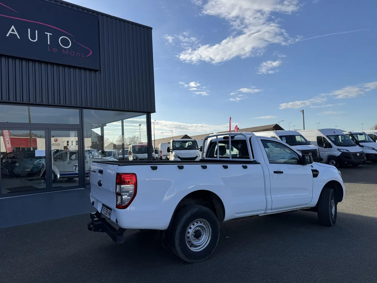 Ford Ranger 2.0 TDCI 170CH SIMPLE CABINE XL - Pick-up: foto 4 Ford Ranger 2.0 TDCI 170CH SIMPLE CABINE XL - Pick-up: foto 4