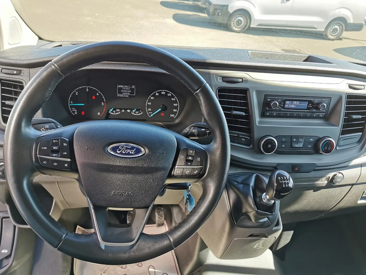 Ford Transit Custom 280 L1H1 2.0 ECOBLUE 130 S&S TREND BUSINESS BVA6 - Furgón: foto 4 Ford Transit Custom 280 L1H1 2.0 ECOBLUE 130 S&S TREND BUSINESS BVA6 - Furgón: foto 4