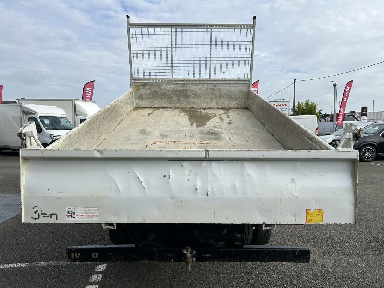 IVECO Daily 35 C 14 S&S (Quad-Leaf) CHASSIS CABINE 2014 35C/35S Chassis cabine 35 C Epmt.3.75 PHASE 3 - Furgoneta basculante: foto 3 IVECO Daily 35 C 14 S&S (Quad-Leaf) CHASSIS CABINE 2014 35C/35S Chassis cabine 35 C Epmt.3.75 PHASE 3 - Furgoneta basculante: foto 3