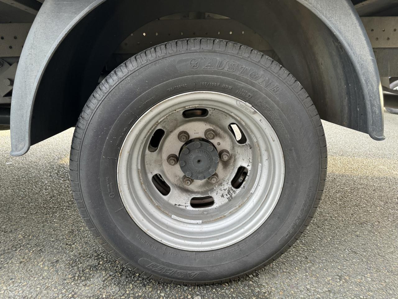 Furgoneta caja cerrada IVECO Daily 35C16 CAISSE HAYON 20M3 RJ 3.0L 160CH: foto 10