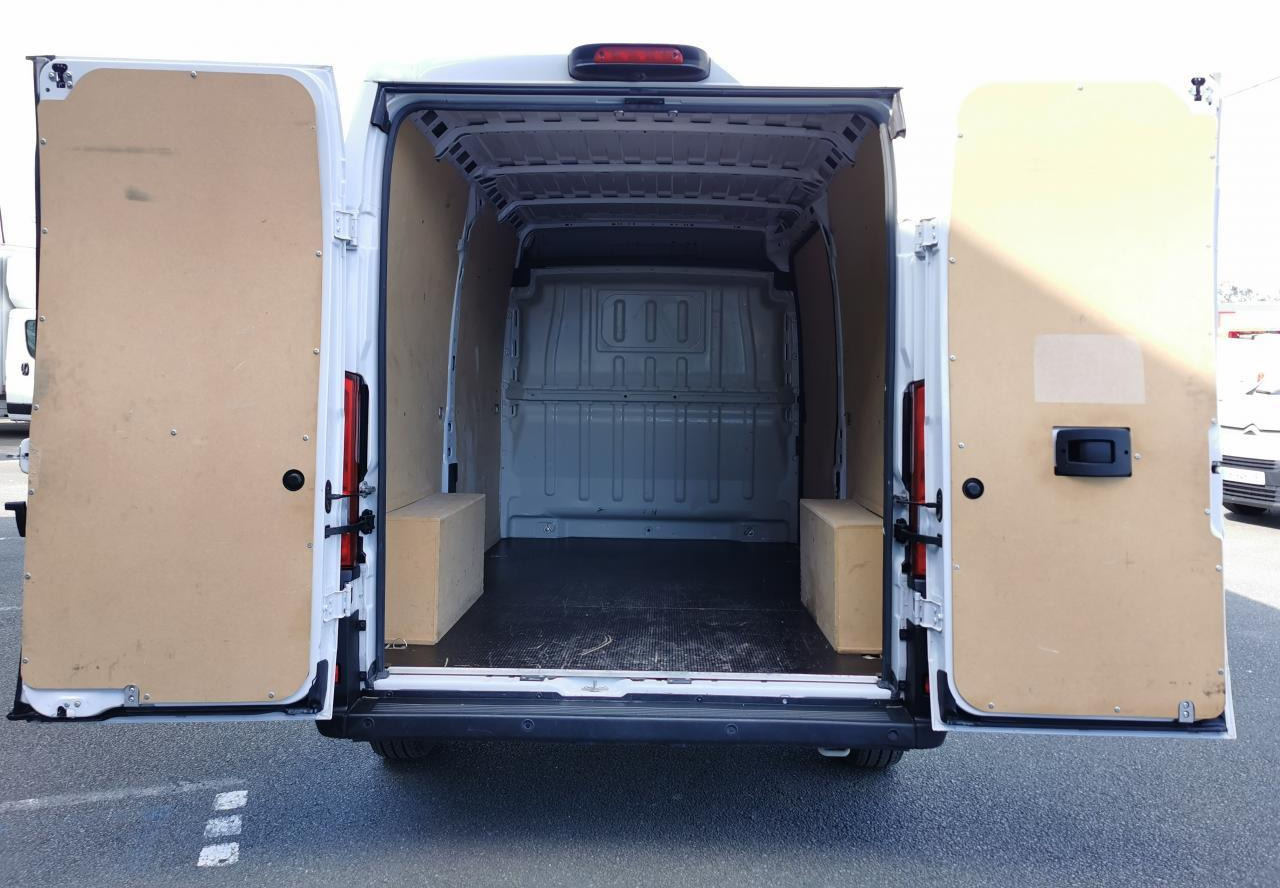 Peugeot Boxer Asphalt 333 L2H2 2.2 BlueHDi S&S - 120 III FOURGON TOLE Fourgon Tolé 333 L2H2 PHAS - Furgón: foto 3 Peugeot Boxer Asphalt 333 L2H2 2.2 BlueHDi S&S - 120 III FOURGON TOLE Fourgon Tolé 333 L2H2 PHAS - Furgón: foto 3