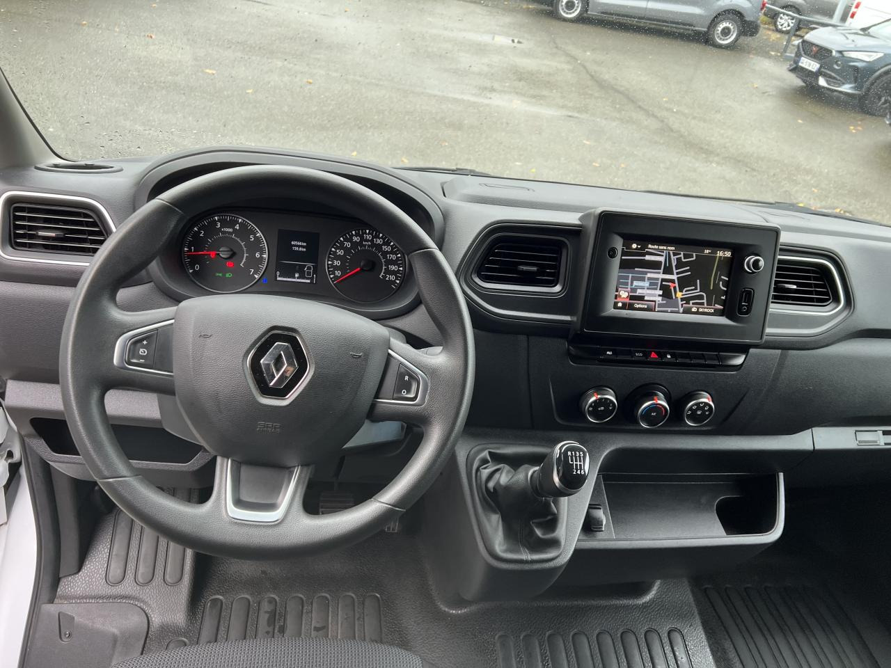 RENAULT Master Grand Confort F3300 L2H2 2.3 dCi - 135  III FOURGON Fourgon L2H2 Traction PHASE 3 - Furgón: foto 4 RENAULT Master Grand Confort F3300 L2H2 2.3 dCi - 135  III FOURGON Fourgon L2H2 Traction PHASE 3 - Furgón: foto 4