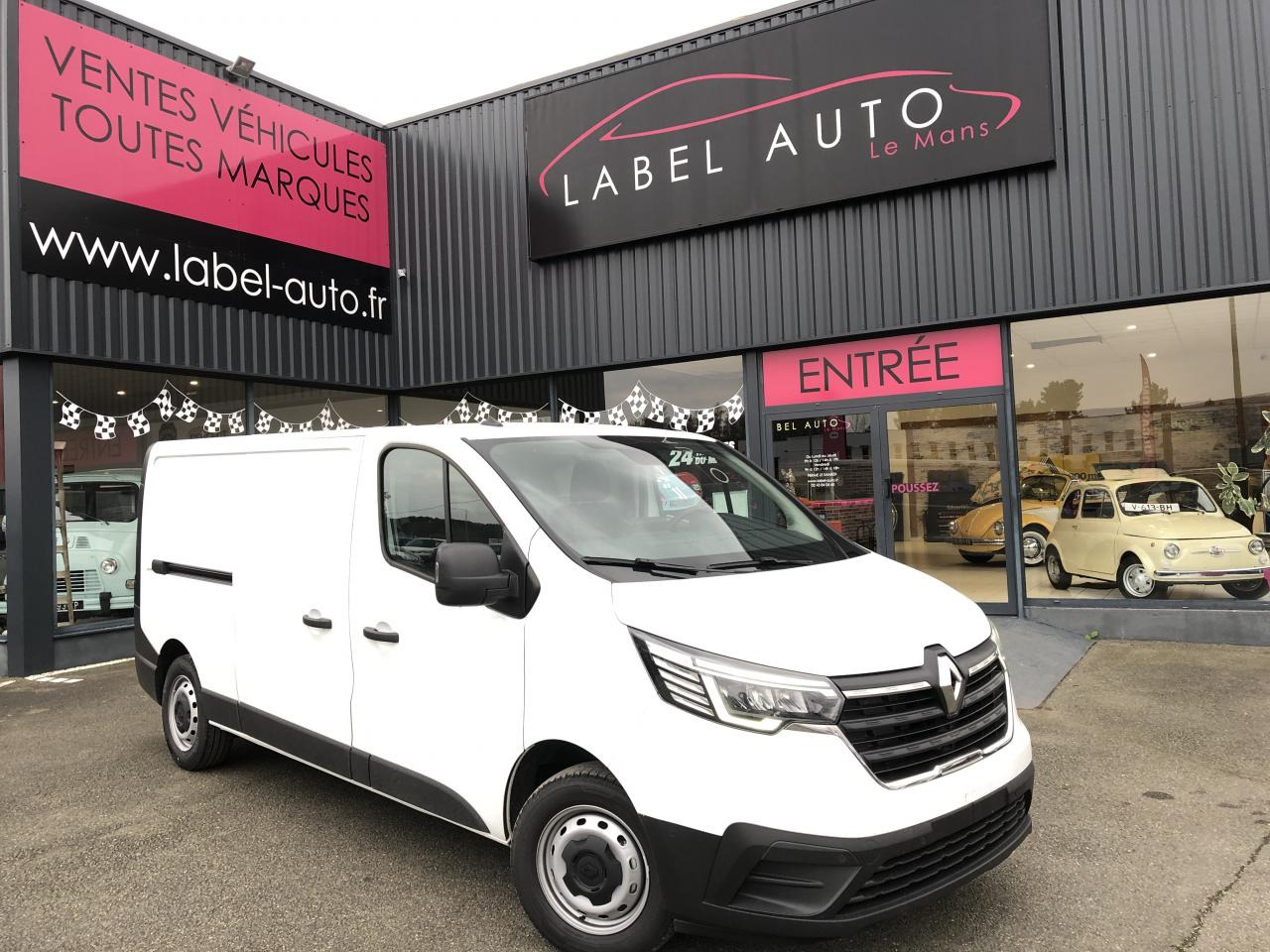 RENAULT Trafic L2H1 3000 Kg 2.0 Blue dCi 170ch ADVANCE - Furgón: foto 1 RENAULT Trafic L2H1 3000 Kg 2.0 Blue dCi 170ch ADVANCE - Furgón: foto 1