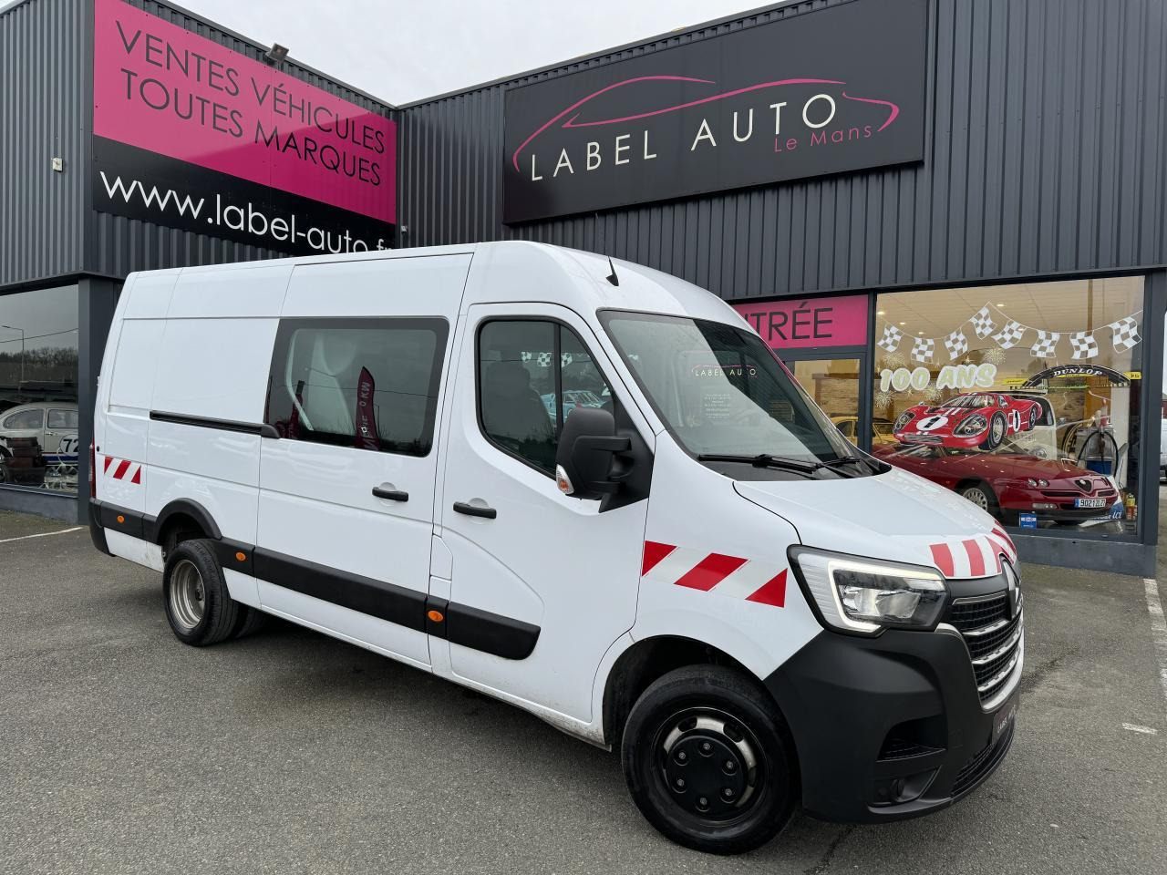 Renault Master F3500 L3H2 2.3 BLUE DCI 135CH CABINE APPROFONDIE 6 PLACES GRAND CONFORT - Furgoneta combi: foto 3 Renault Master F3500 L3H2 2.3 BLUE DCI 135CH CABINE APPROFONDIE 6 PLACES GRAND CONFORT - Furgoneta combi: foto 3