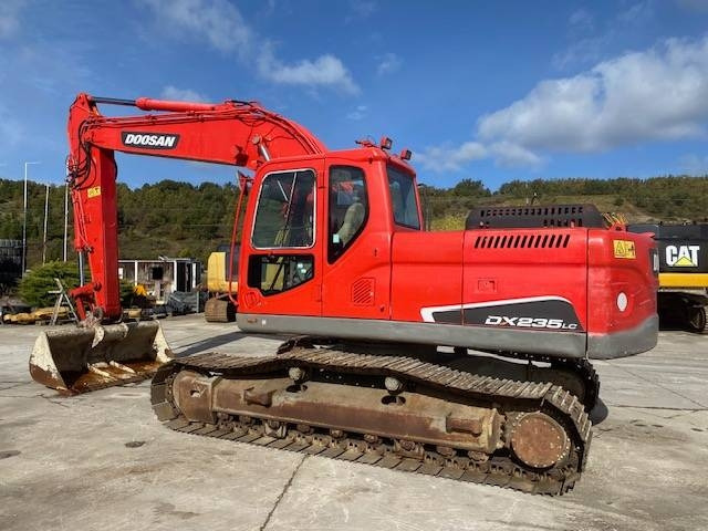 Doosan DX 235 LC  - Excavadora de cadenas: foto 1 Doosan DX 235 LC  - Excavadora de cadenas: foto 1