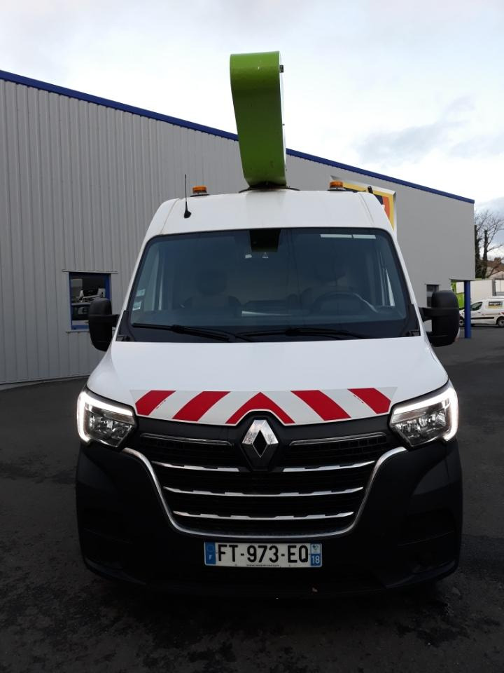 Renault Master 145.35 FG Tronqué L2H2 Nacelle Pack éco - Camión con plataforma elevadora: foto 1 Renault Master 145.35 FG Tronqué L2H2 Nacelle Pack éco - Camión con plataforma elevadora: foto 1