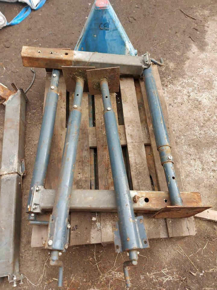 4 x Stützen Schmidt Salzstreuer Winterdienst IMS Küpper Weisser - Bastidor/ Chasis para Esparcidor de sal: foto 1 4 x Stützen Schmidt Salzstreuer Winterdienst IMS Küpper Weisser - Bastidor/ Chasis para Esparcidor de sal: foto 1