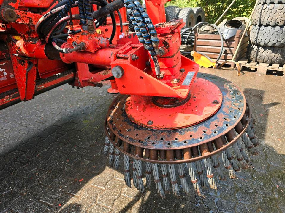 Dücker PFP 300 Pflasterputzer Wildkrautbürste Flächenbürste Wildkrautbürste für Mähausleger UNA 500 600 MKM FME FMK 500 600 700 Böschungsmäher Böschungsmulcher - Barredora cucharón: foto 5 Dücker PFP 300 Pflasterputzer Wildkrautbürste Flächenbürste Wildkrautbürste für Mähausleger UNA 500 600 MKM FME FMK 500 600 700 Böschungsmäher Böschungsmulcher - Barredora cucharón: foto 5