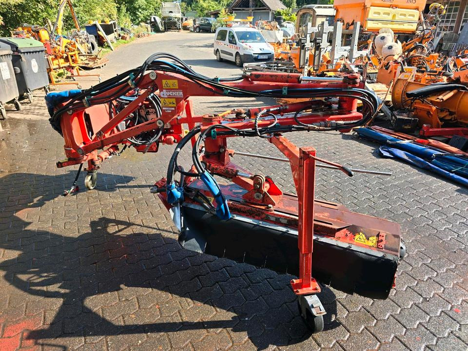 Dücker RSM 13 Randstreifenmäher Böschungsmäher Böschungsmulcher Bankettmäher passend für DUA 500 600 UNA 700 - Desbrozadora de brazo: foto 1 Dücker RSM 13 Randstreifenmäher Böschungsmäher Böschungsmulcher Bankettmäher passend für DUA 500 600 UNA 700 - Desbrozadora de brazo: foto 1