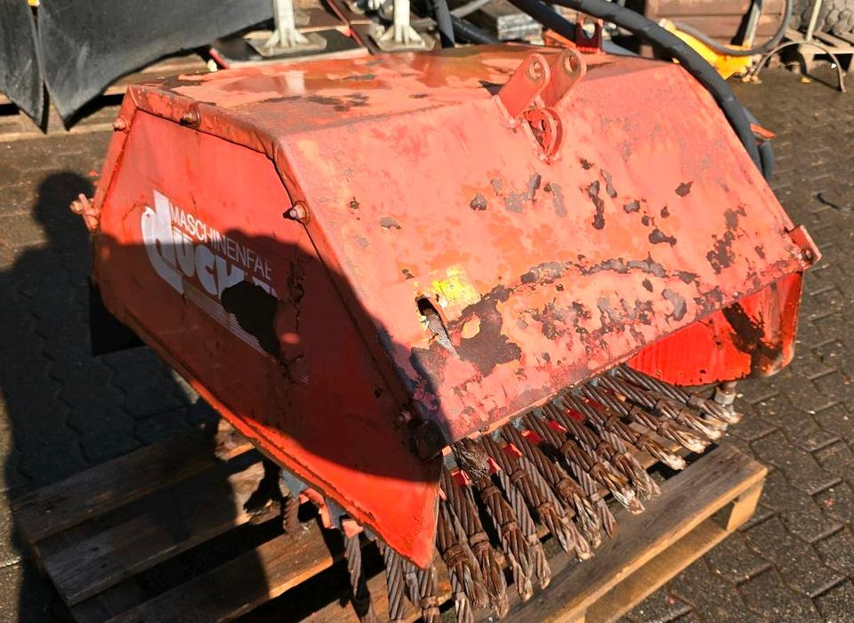 Dücker RWB 600 Radialwildkrautbürste Pflasterputzer Wildkrautbürste Flächenbürste Wildkrautbürste für Mähausleger UNA 500 600 MKM FME FMK 500 600 700 Böschungsmäher Böschungsmulcher DUA 700 800 - Barredora cucharón: foto 5 Dücker RWB 600 Radialwildkrautbürste Pflasterputzer Wildkrautbürste Flächenbürste Wildkrautbürste für Mähausleger UNA 500 600 MKM FME FMK 500 600 700 Böschungsmäher Böschungsmulcher DUA 700 800 - Barredora cucharón: foto 5