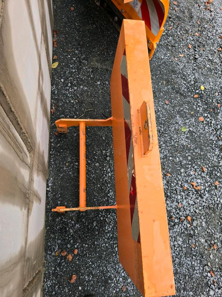 Fiedler Heckgewicht für Multicar Ballastgewicht Kontergewicht M30 FusoBöschungsmäher Böschungsmulcher Dücker - Contrapeso: foto 4 Fiedler Heckgewicht für Multicar Ballastgewicht Kontergewicht M30 FusoBöschungsmäher Böschungsmulcher Dücker - Contrapeso: foto 4