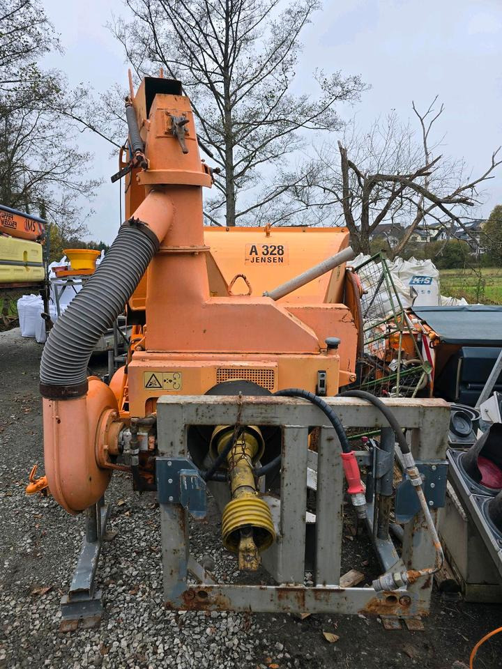 Jensen A328 Holhäcksler Holzhacker Holzschreder passend für Unimog 405 U 300 400 500 527 530 523 - Trituradora de madera: foto 3 Jensen A328 Holhäcksler Holzhacker Holzschreder passend für Unimog 405 U 300 400 500 527 530 523 - Trituradora de madera: foto 3