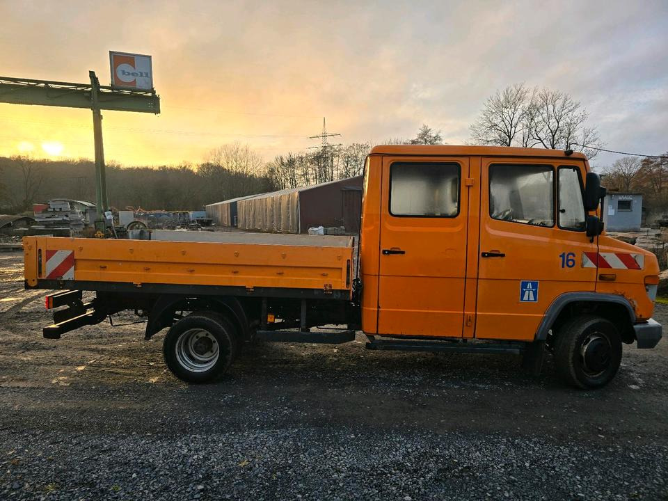 Mercedes-Benz Vario 614D Pritsche Doka 2002 LKW - Furgoneta caja abierta: foto 4 Mercedes-Benz Vario 614D Pritsche Doka 2002 LKW - Furgoneta caja abierta: foto 4