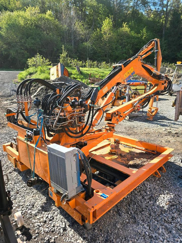 Mulag MHU 800 2013 Mähausleger Böschungsmäher Böschungsmulcher für Unimog 405 U 300 400 500 318 423 427 430 527 535 530 Mercedes-Benz - Desbrozadora de brazo: foto 1 Mulag MHU 800 2013 Mähausleger Böschungsmäher Böschungsmulcher für Unimog 405 U 300 400 500 318 423 427 430 527 535 530 Mercedes-Benz - Desbrozadora de brazo: foto 1