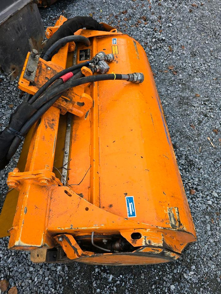 Mulag Mulchkopf MK 1200 bj. 2021  Mähkorb für Mähausleger MKM FME DUA UNA Böschungsmäher Böschungsmulcher Unimog - Desbrozadora de martillos: foto 5 Mulag Mulchkopf MK 1200 bj. 2021  Mähkorb für Mähausleger MKM FME DUA UNA Böschungsmäher Böschungsmulcher Unimog - Desbrozadora de martillos: foto 5