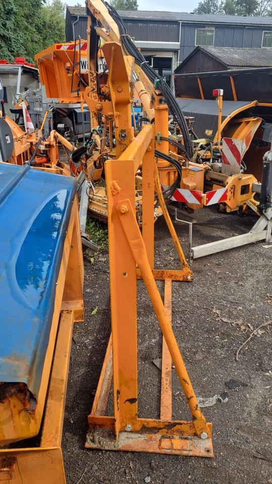 Mulag Parkrahmen für Unimog FME MKM Mähausleger Böschungsmulcher Böschungsmäher Seitenmulcher Randstreifenmäher U 300 400 500 405 427 530 Dücker - Bastidor/ Chasis para Vehículo municipal: foto 4 Mulag Parkrahmen für Unimog FME MKM Mähausleger Böschungsmulcher Böschungsmäher Seitenmulcher Randstreifenmäher U 300 400 500 405 427 530 Dücker - Bastidor/ Chasis para Vehículo municipal: foto 4