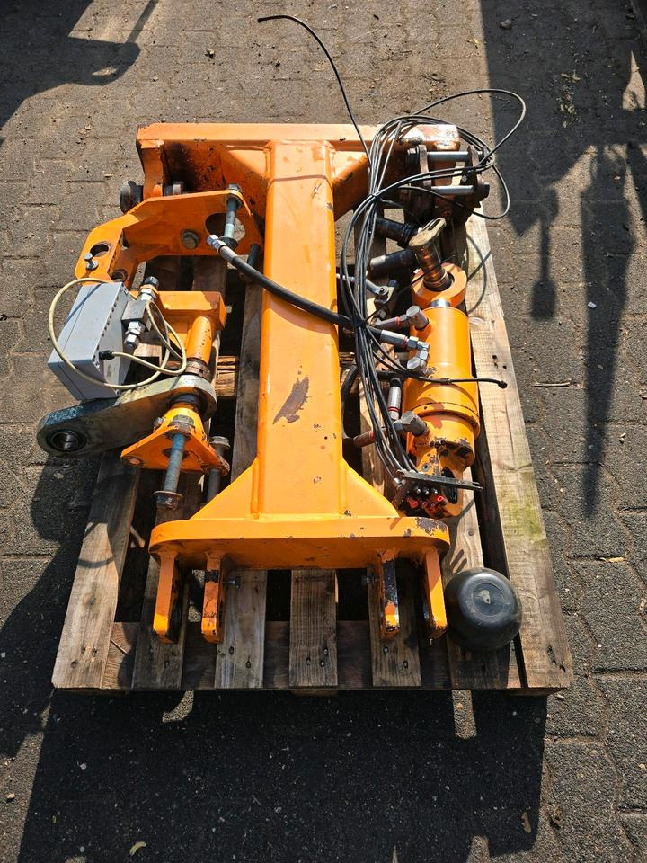 Mulag Torsionsrahmen TR Unimog 405 U300 U 290 300 400 500 Mähausleger Böschungsmäher Böschungsmulcher FME MKM Dücker DUA Achssperre - Desbrozadora de brazo: foto 3 Mulag Torsionsrahmen TR Unimog 405 U300 U 290 300 400 500 Mähausleger Böschungsmäher Böschungsmulcher FME MKM Dücker DUA Achssperre - Desbrozadora de brazo: foto 3