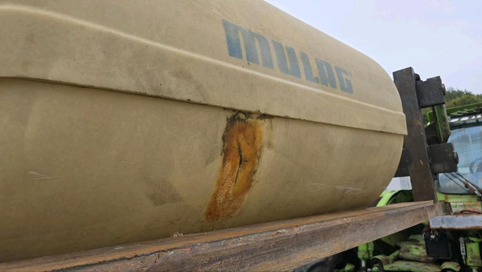 Schmidt Mulag 1m3 Wassertank Wasserfass Speidel für Unimog UGE UGN 405 U300 400 500 427 430 LKW Boschung wassertank Laugentank Bewässerung 5000liter - Contenedor cisterna: foto 4 Schmidt Mulag 1m3 Wassertank Wasserfass Speidel für Unimog UGE UGN 405 U300 400 500 427 430 LKW Boschung wassertank Laugentank Bewässerung 5000liter - Contenedor cisterna: foto 4