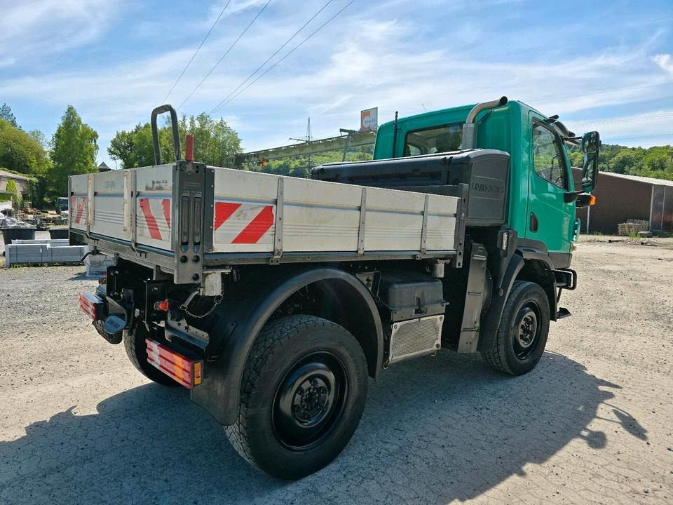 Unimog 405 U20 Mercedes-Benz Bluetec 4 U 20 290 300 400 500 UGE UGN - Camión caja abierta: foto 4 Unimog 405 U20 Mercedes-Benz Bluetec 4 U 20 290 300 400 500 UGE UGN - Camión caja abierta: foto 4