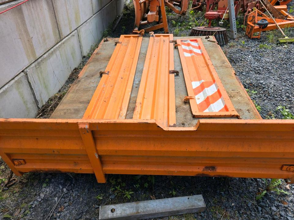 Unimog Pritsche Kipperpritsche 424 435 427 U 1650 2150 1450 1550 1400 1600 1200 - Carrocería basculante: foto 1 Unimog Pritsche Kipperpritsche 424 435 427 U 1650 2150 1450 1550 1400 1600 1200 - Carrocería basculante: foto 1