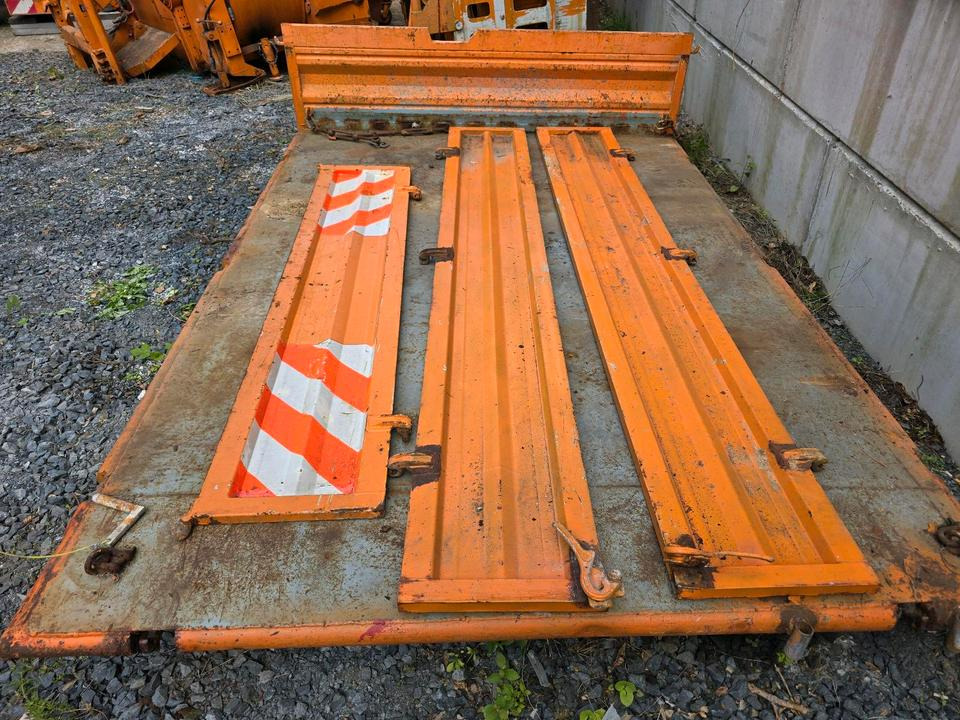 Unimog Pritsche Kipperpritsche 424 435 427 U 1650 2150 1450 1550 1400 1600 1200 - Carrocería basculante: foto 3 Unimog Pritsche Kipperpritsche 424 435 427 U 1650 2150 1450 1550 1400 1600 1200 - Carrocería basculante: foto 3