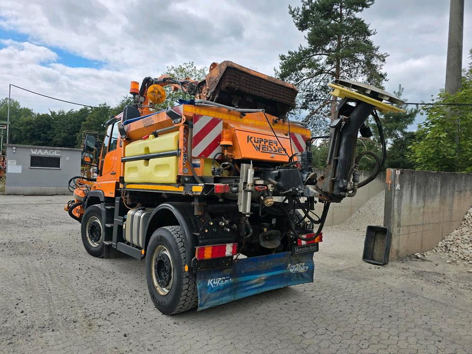 Unimog U400 2013 405/10 405/12 NKS-Z-UGN-43K Bluetec 5 Mercedes-Benz UGE UGN Mulag MKM700 Mähausleger Böschungsmäher Böschungsmulcher Küpper-Weisser IMS Salzstreuer - Máquina quitanieve: foto 4 Unimog U400 2013 405/10 405/12 NKS-Z-UGN-43K Bluetec 5 Mercedes-Benz UGE UGN Mulag MKM700 Mähausleger Böschungsmäher Böschungsmulcher Küpper-Weisser IMS Salzstreuer - Máquina quitanieve: foto 4